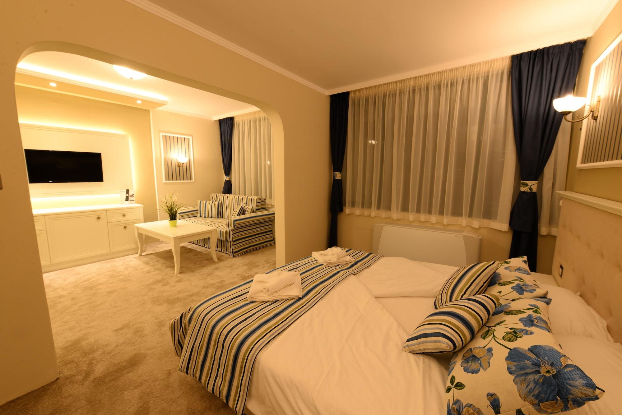 Park Hotel Raya Garden - Free Parking Veliko Tŭrnovo Exterior foto
